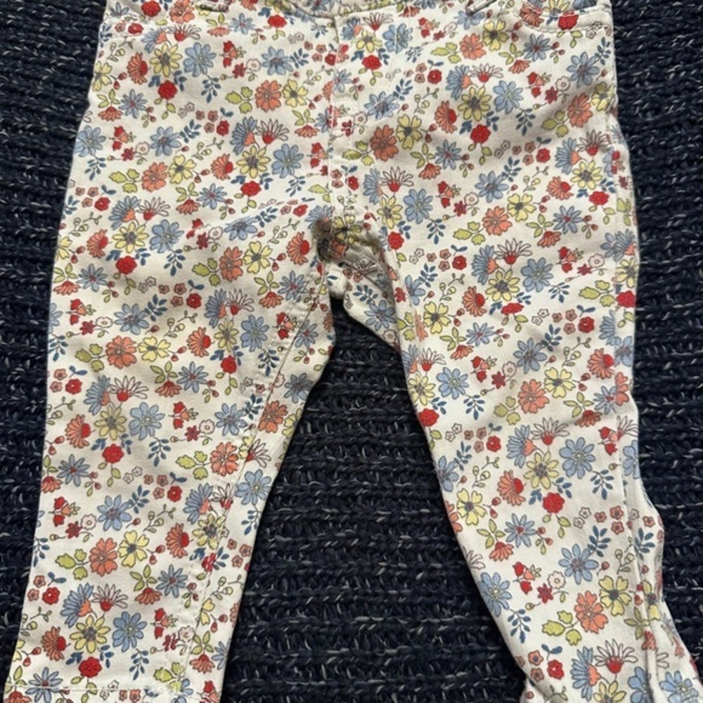 OshKosh B’gosh Baby Girl Floral Jeans 9M Stretch Denim Pants *